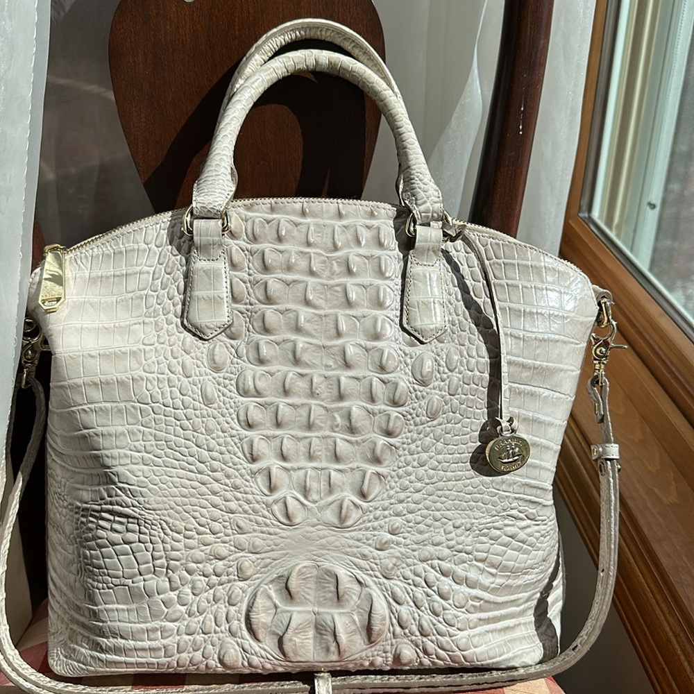 Brahmin Large Duxbury - EUC! Color name: Pumice